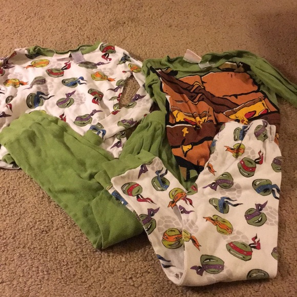 Nickelodeon Other - Nickelodeon ninja turtles 2 cotton pj sets